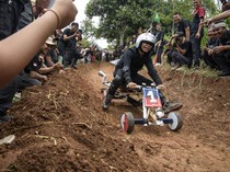Begini Serunya Balapan Permainan Tradisional Kadaplak