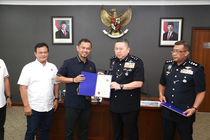 Dittipid Narkorba Bareskrim Polri Brigjen Mukti Juharsa mengatakan, pihaknya bertemu langsung dengan perwakilan Jabatan Siasatan Jenayah Narkotik (JSJN) PDRM Datuk Seri Khaw Kok Chin. (Dok Istimewa)