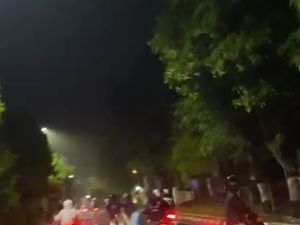 Video Detik-detik Penyerangan Geng Bermotor di Jogja, 1 Korban Dibacok di Punggung