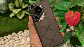 Sementara Huawei Pura 70 Ultra punya RAM 16 GB dan memori internal 512 GB. Foto: Adi Fida Rahman/detikINET