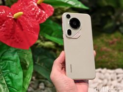 Wujud Pura 70 Ultra, HP Huawei Rp 18 Juta Pesain iPhone 15 Pro Max