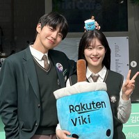 Tak sedikit penonton drama Korea Family By Choice yang berharap Hwang In Yeop dan Jung Chaeyeon terlibat cinta lokasi. Foto: dok. Instagram @j_chaeyeoni, dok. Instagram @hi_high_hiy