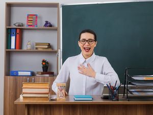 Ada Workshop Literasi Digital 2025 buat Guru, Ini Syarat & Cara Daftarnya