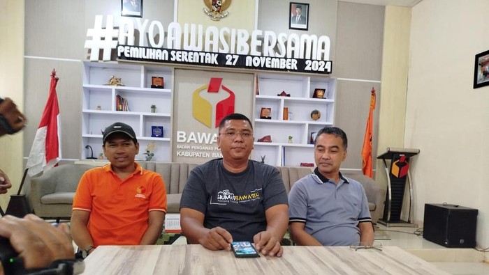 Ketua Bawaslu Bangkalan, Ahmad Mustain Saleh