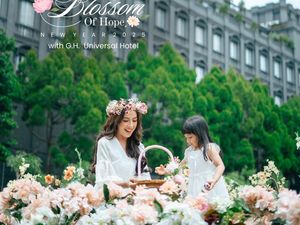 Rayakan Natal dan Tahun Baru dalam Semangat Blossom of Hope