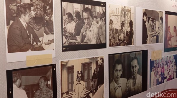 Pameran 100 Tahun AA Navis: Sebuah Dinding Memori