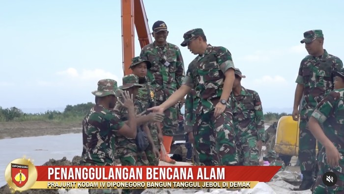Pangdam IV/Diponegoro Mayjen Deddy Suryadi