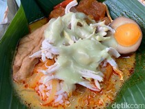 Monica Kitchen: Nasi Ayam Semarang yang Gurih Mlekoh Autentik Rasanya