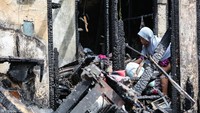 Suku Dinas Kebakaran dan Penyelamatan (Sudin Gulkarmat) Jakarta Pusat menyatakan sebanyak 15 kepala keluarga terdampak kebakaran ini. 