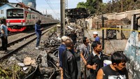Kebakaran ini diduga diakibatkan arus pendek listrik. 