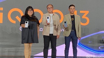 iQOO akhirnya meresmikan iQOO 13 di Indonesia, dan menjadi ponsel pertama di Indonesia yang memakai Snapdragon 8 Elite. Foto: detikINET/ Rizqy Nur Amalia