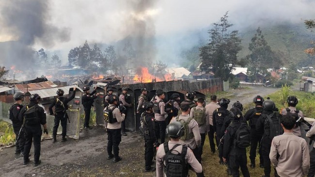 Dorongan DPR Agar Bentrokan Pilkada di Puncak Jaya Diproses Hukum
