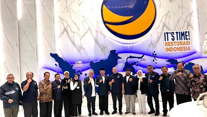 Pertemuan Dewan Pakar Partai NasDem dan Gerindra di NasDem Tower.