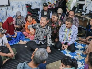 Pj Gubernur Tinjau Banjir di Jaktim, Minta Petugas Tangani Sisa Genangan