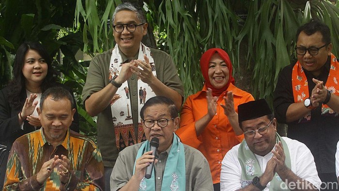Pasangan calon nomor urut 3, Pramono Anung-Rano Karno, mendeklarasikan menang Pilkada Jakarta 2024 satu putaran. Mereka menyebut telah mendapatkan 50,07 persen suara.