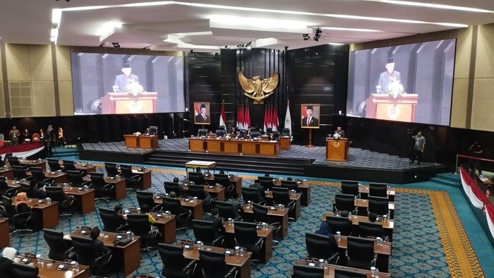 Rapat Paripurna di DPRD DKI Jakarta, Kamis (28/11/2024).