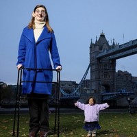 “Diakui sebagai ikon Guinness World Records adalah kehormatan terbesar yang pernah saya terima. Saya merasa seperti berada di antara para seniman dan atlet yang selalu saya kagumi,” ungkap Rumeysa. Foto: dok. Instagram @rumeysagelgi