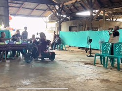 Viral TPS Core, Emak-emak Bisa Nyoblos Drive Thru di Pilkada 2024