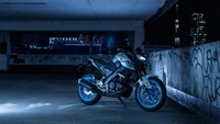 Kuda besi tersebut masih mengusung desain khas MT-series, yakni bertubuh jenjang dengan aksen yang dibuat berotot. Rangkanya menggunakan model delta-box untuk ‘mengikat’ boks mesin yang pejal. Foto: Doc. Yamaha Europe