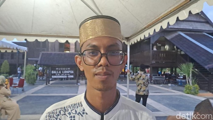 Putra sulung Raja Gowa ke-38 Andi Kumala Idjo Karaeng Lembang Parang, Andi Muhammad Imam diangkat sebagai Raja Gowa ke-39.