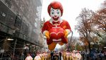 Antusiasme Warga Saksikan Parade Tahunan Thanksgiving di New York