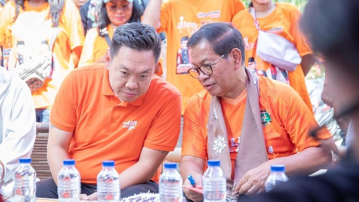 Charles Honoris dan Pramono Anung. (dok. istimewa).