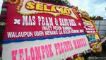 Karangan Bunga Penuhi di Posko Pramono-Rano Karno