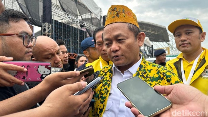 Ketua DPD Golkar Jatim M Sarmuji