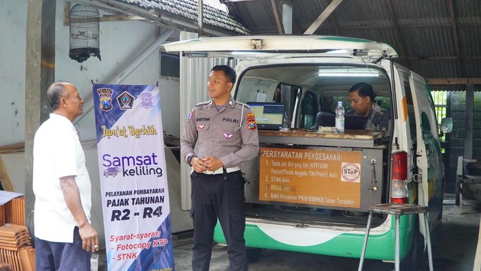 Layanan publik Polres Blitar Jumat Berkah