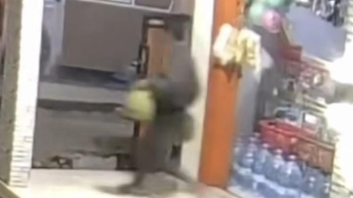 Maling curi gas elpiji di Depok
