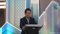Direktur Utama BSI Hery Gunardi menyampaikan sambutan dalam acara penyerahan beasiswa mahasiswa berprestasi di Jakarta, Jumat (29/11/2024).