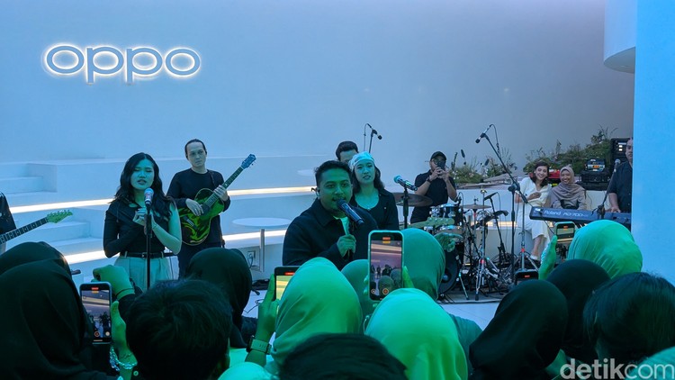 Penjualan perdana Oppo Find X8 series Penjualan perdana Oppo Find X8 series
