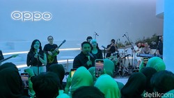 Sal Priadi Ramaikan Penjualan Perdana Oppo Find X8 Series