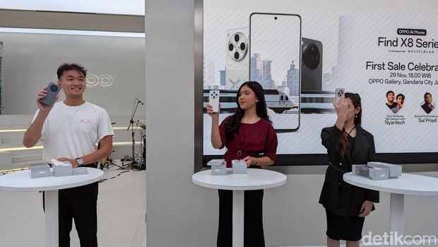 Unboxing bersama di penjualan perdana Oppo Find X8 series