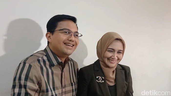 Sahrul Gunawan dan istrinya saat ditemui di kawasan Jakarta.