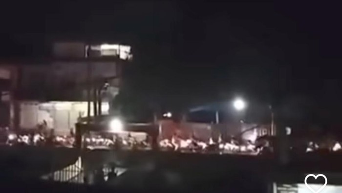 Video pengendara sepeda motor konvoi di Jalan Raya Bogor, Kecamatan Cibinong, Bogor viral di medsos. Dinarasikan bahwa rombongan tersebut diduga hendak tawuran. (dok Istimewa)
