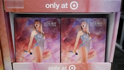 Berburu Buku hingga Piringan Hitam Taylor Swift saat Black Friday Berburu Buku hingga Piringan Hitam Taylor Swift saat Black Friday