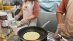 Soft Crepes Topping Stroberi ala Jepang yang Lembut Legit