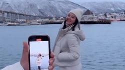 Potret Gading Marten Liburan Bareng Medina Dina, Nikmati Aurora di Norwegia