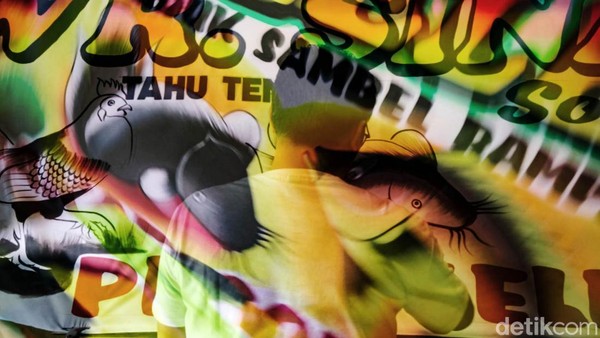 Ini Dia, Pelukis Spanduk Pecel Lele nan Ikonik