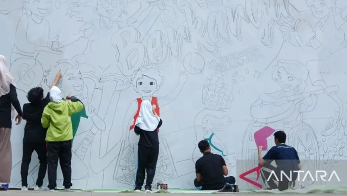 Kegiatan praacara bertajuk “Live Mural #SetaraBerkarya” di Taman Ismail Marzuki dalam memperingati Hari Internasional Internasional. (Antara/Humas Kemensos)