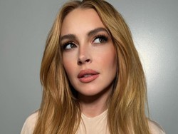 Rahasia Kulit Glowing Lindsay Lohan, Jus Pagi hingga Eye Patch Setiap Hari