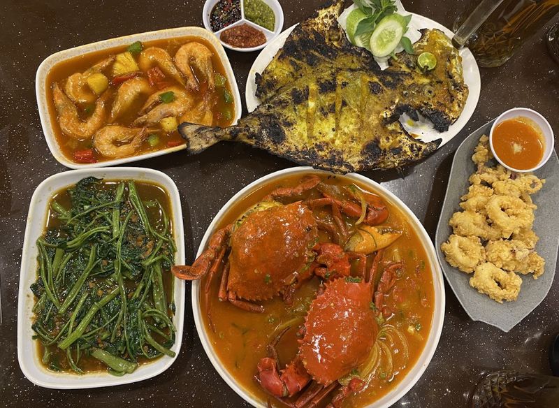 Malam-malam Mau Makan Seafood Enak? Mampir ke 5 Tempat Ini