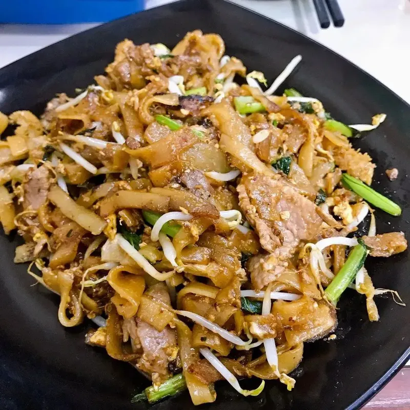 Mantap! 10 Kwetiau Siram dan Goreng yang Terkenal Enak di Jakarta