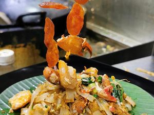 Mantap! 10 Kwetiau Siram dan Goreng yang Terkenal Enak di Jakarta