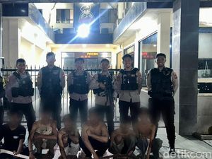 Polisi Tangkap 6 Remaja Diduga Hendak Tawuran di Cengkareng Jakbar