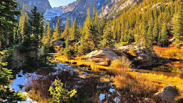 Rocky Mountains atau Pegunungan Rocky di Amerika Utara