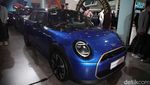 Tampang MINI Aceman dan MINI 5-Door yang Meluncur di GJAW 2024