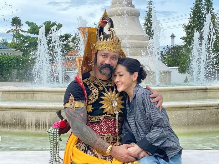 Tora Sudiro dan Mieke Amalia