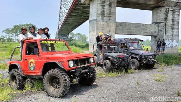 Wisata long bridge jeep tour Menyusuri Sungai di Lintasan Off Road